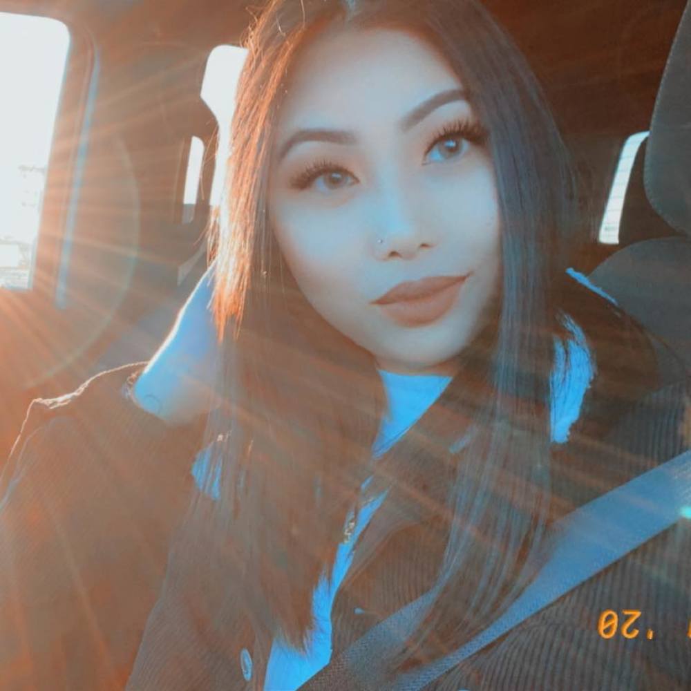 Meet your Posher, Evelyn